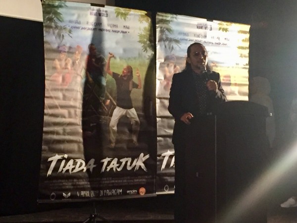 10CB543F-89F0-4E80-B7DE-E31BADC011ED